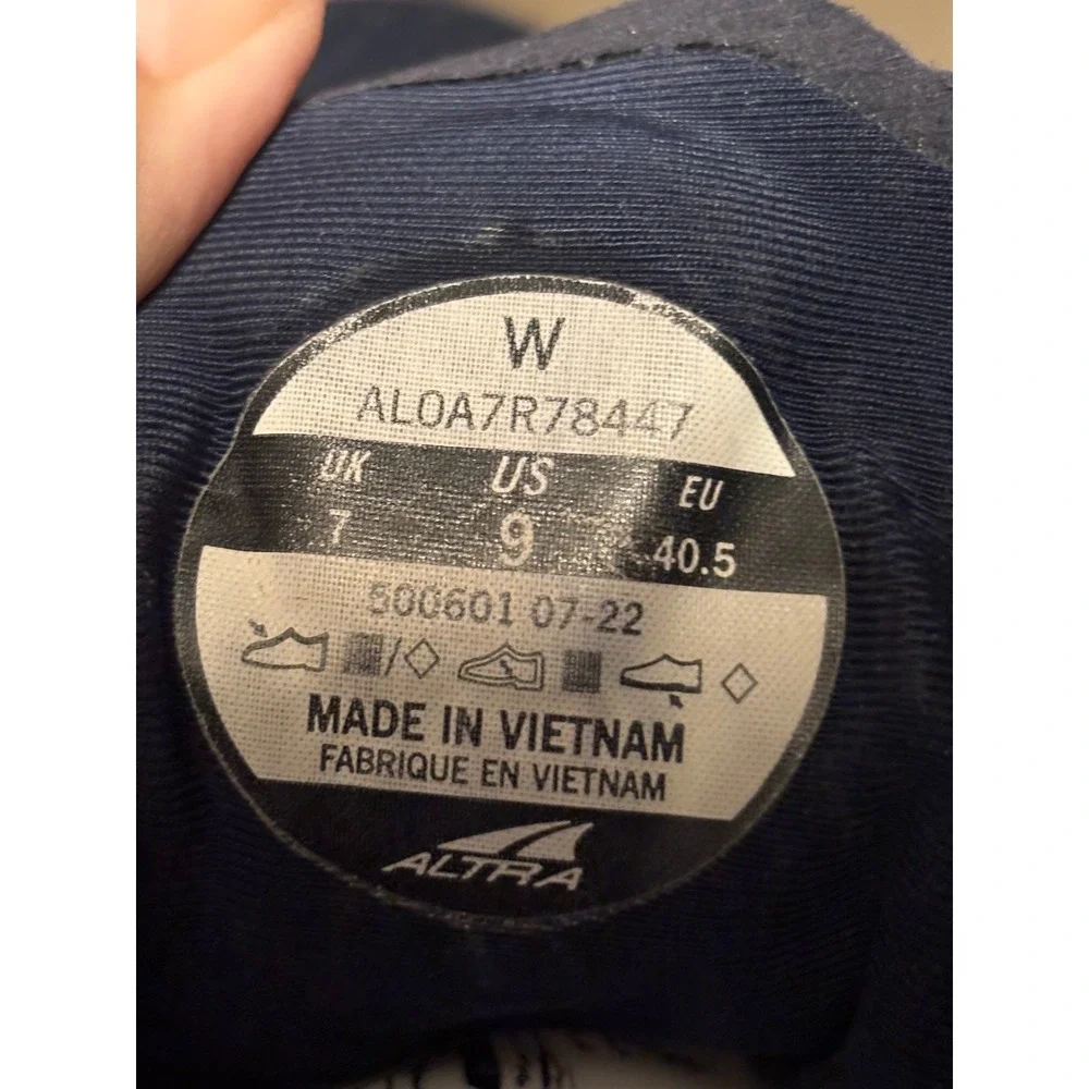 ALTRA Running Sneaker Shoe Women's Torin 6‎ Navy Orange Athletic Toe Box 9
